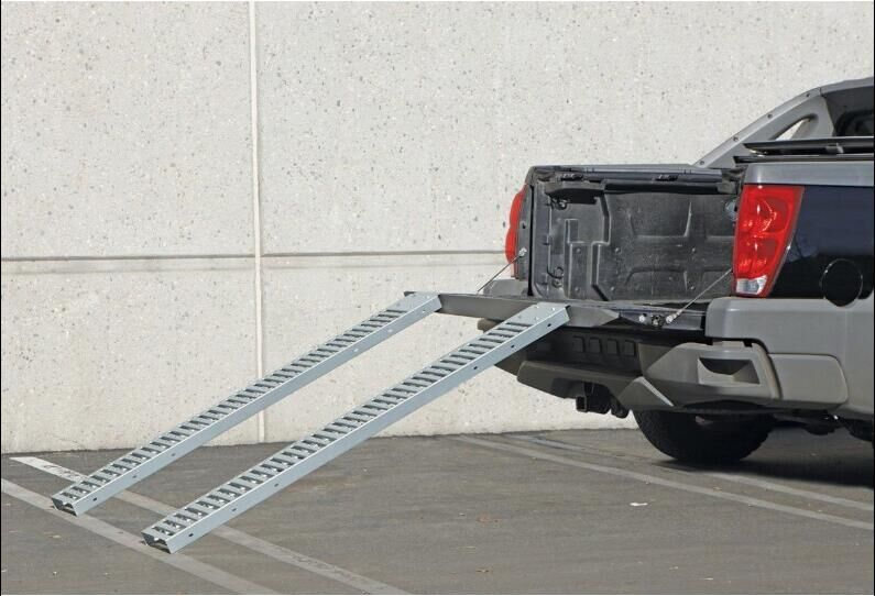 Truck p aiuminium folding trailer ramp